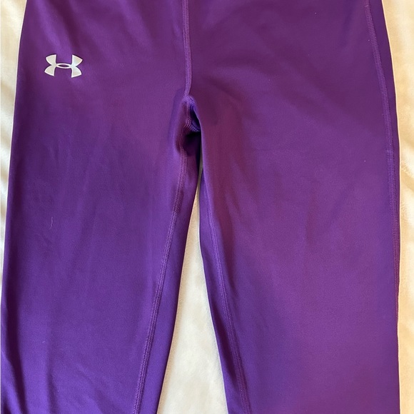 Under Armour | Bottoms | Large Under Armor Youth Cropped Yoga Pants ...